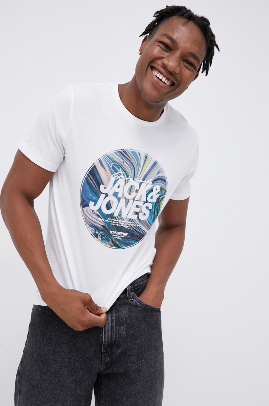 

Памучна тениска Jack & Jones в бяло с принт, Бял