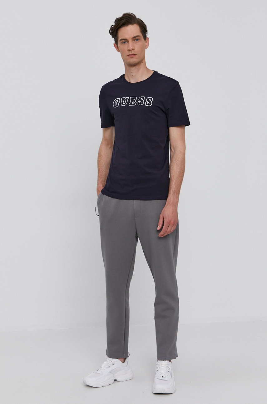 

Guess - Футболка