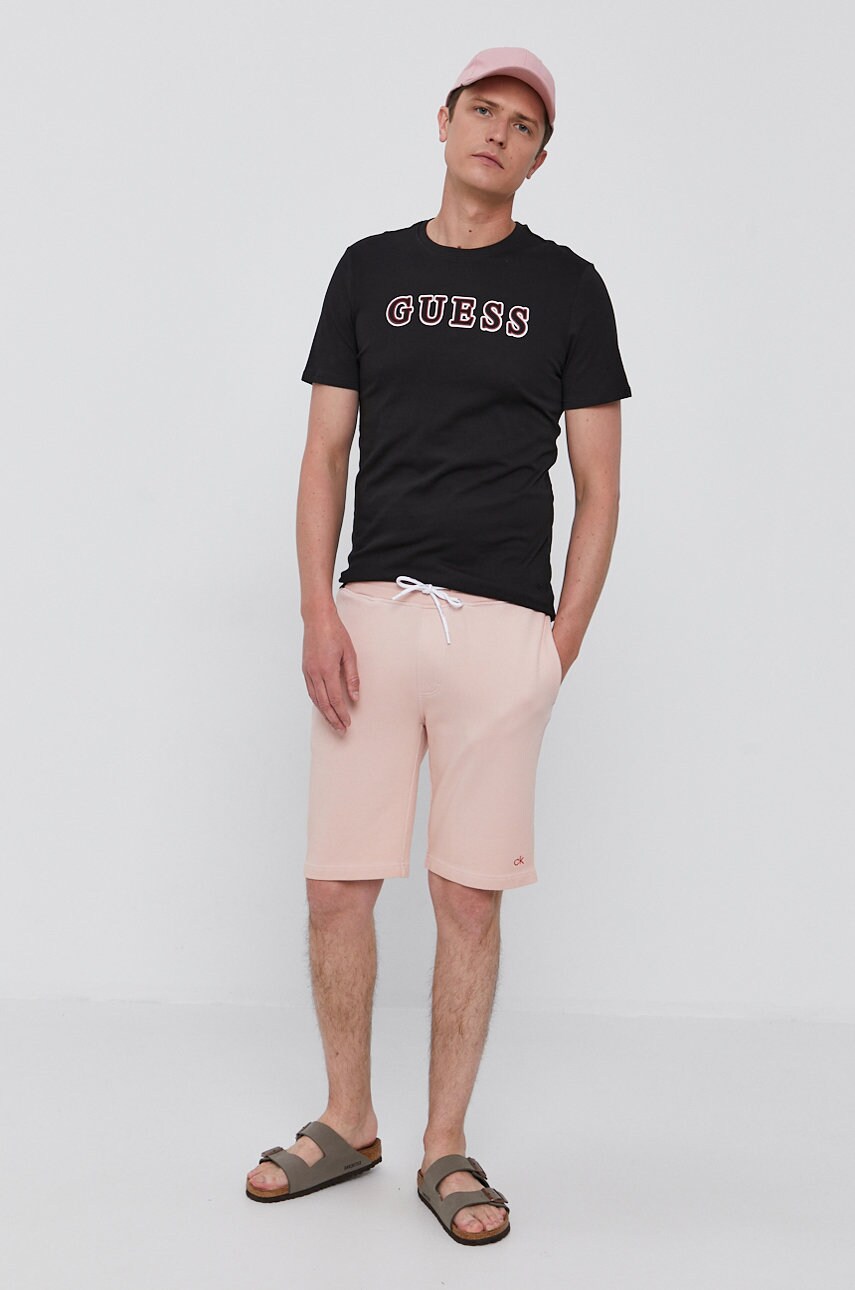 

Футболка Guess чоловіча колір чорний гладкий