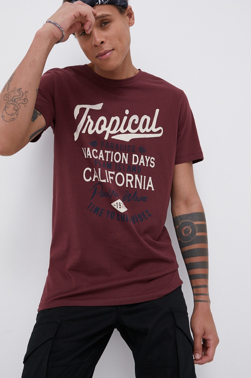 

Памучна тениска Produkt by Jack & Jones в кафяво с принт, Бордо