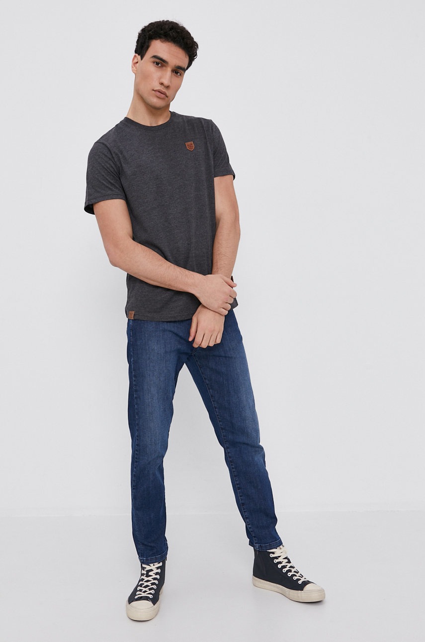 

Футболка Pepe Jeans Gavin мужская цвет серый гладкий