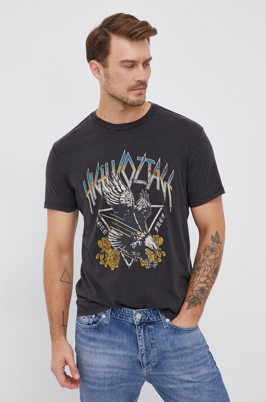 

Памучна тениска Guess в сиво с принт, Сив