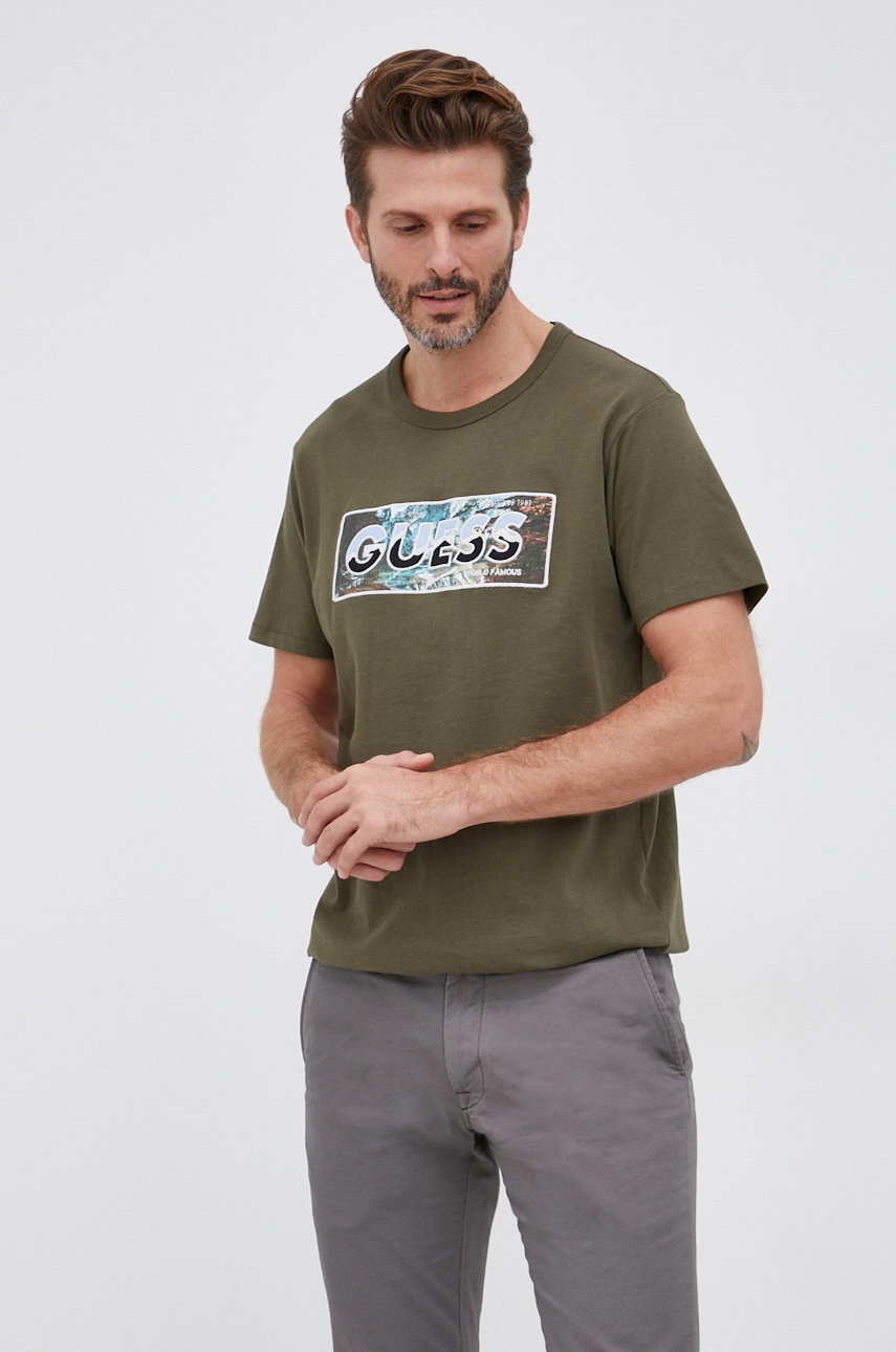 

Памучна тениска Guess в зелено с изчистен дизайн, Зелен