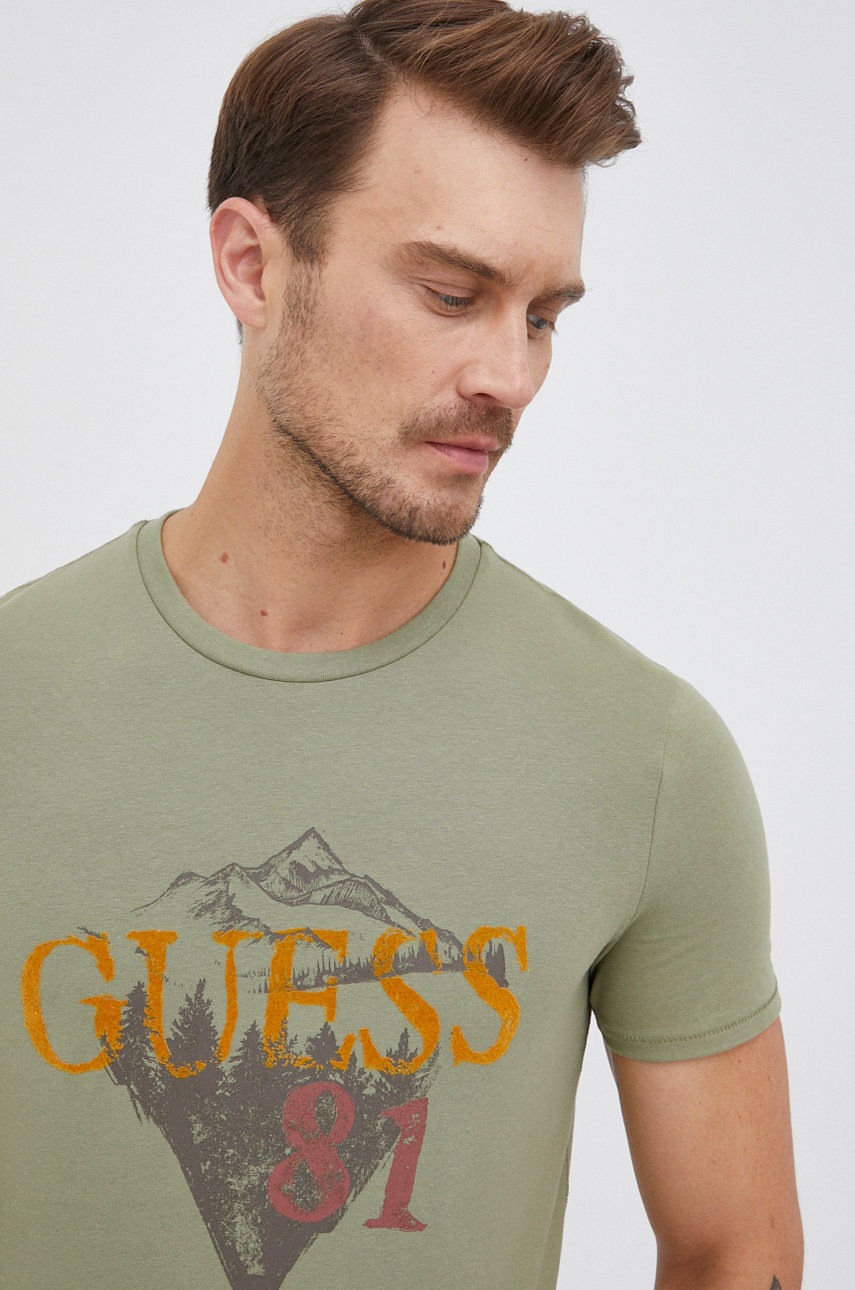

Тениска Guess мъжка в зелено с принт, Зелен