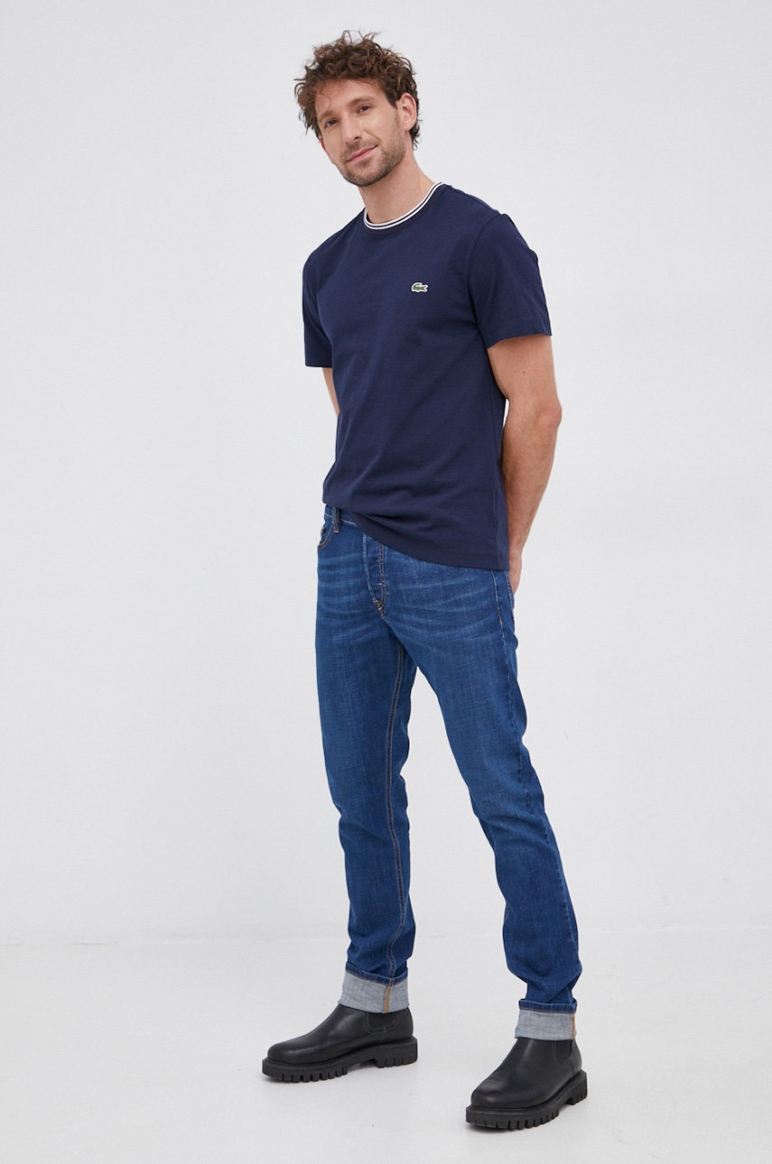 

Хлопковая футболка Lacoste цвет синий однотонный