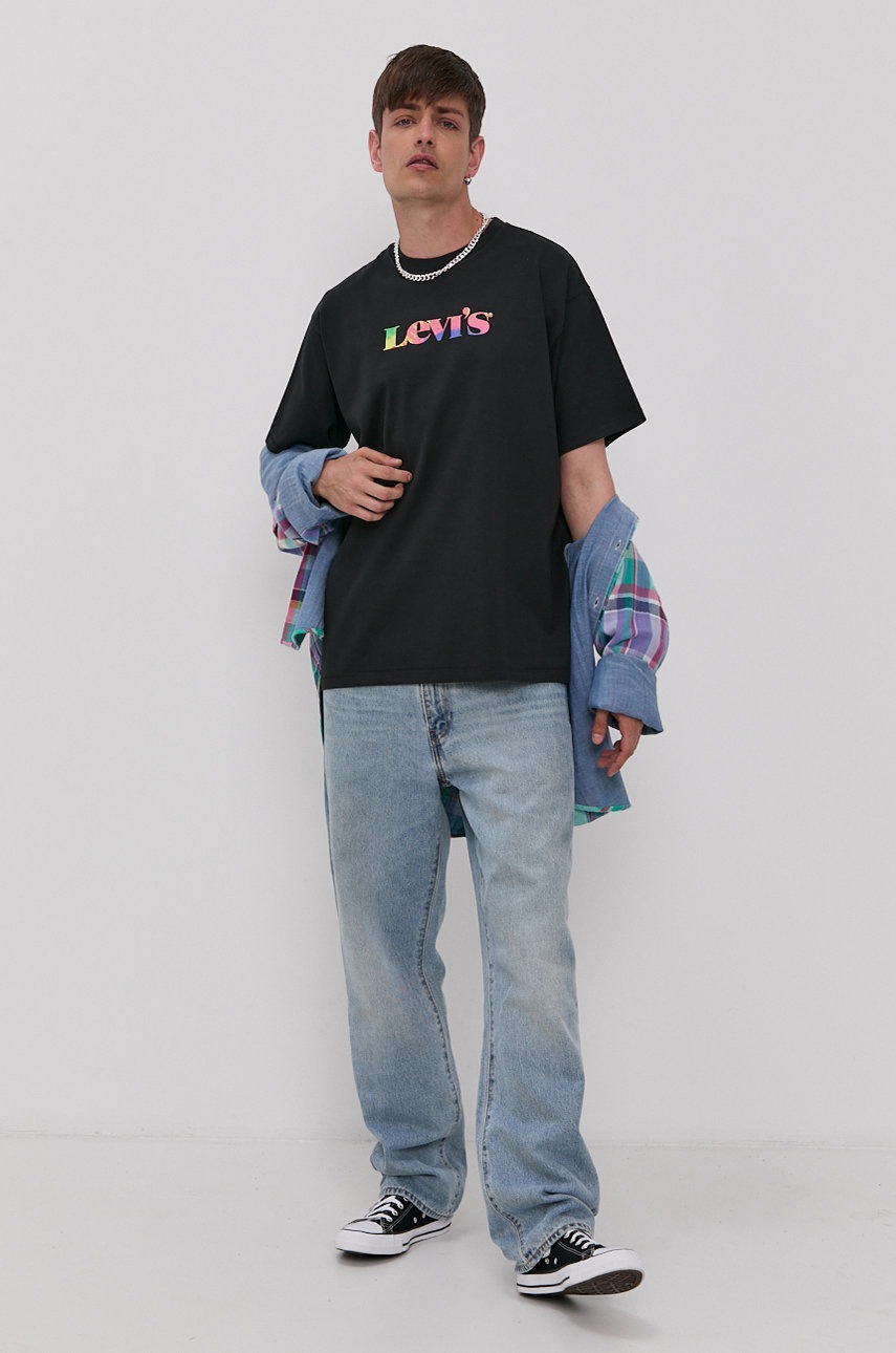 

1660711