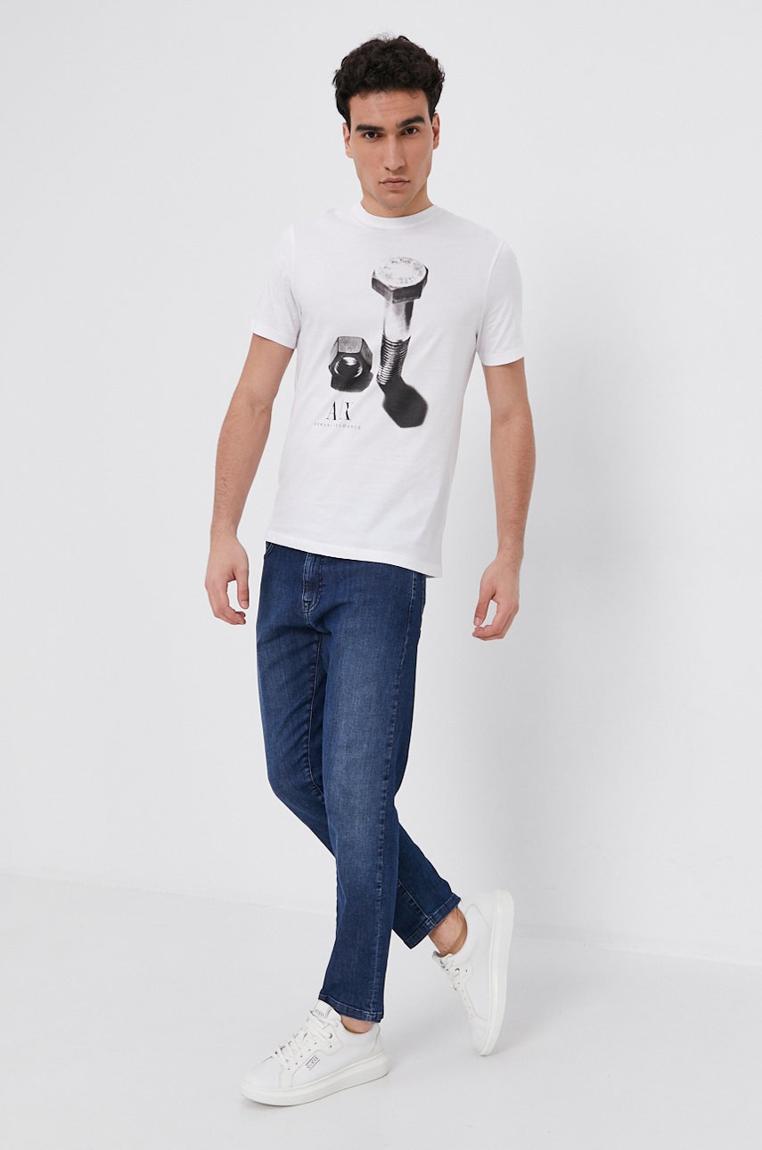 

Хлопковая футболка Armani Exchange цвет белый с принтом