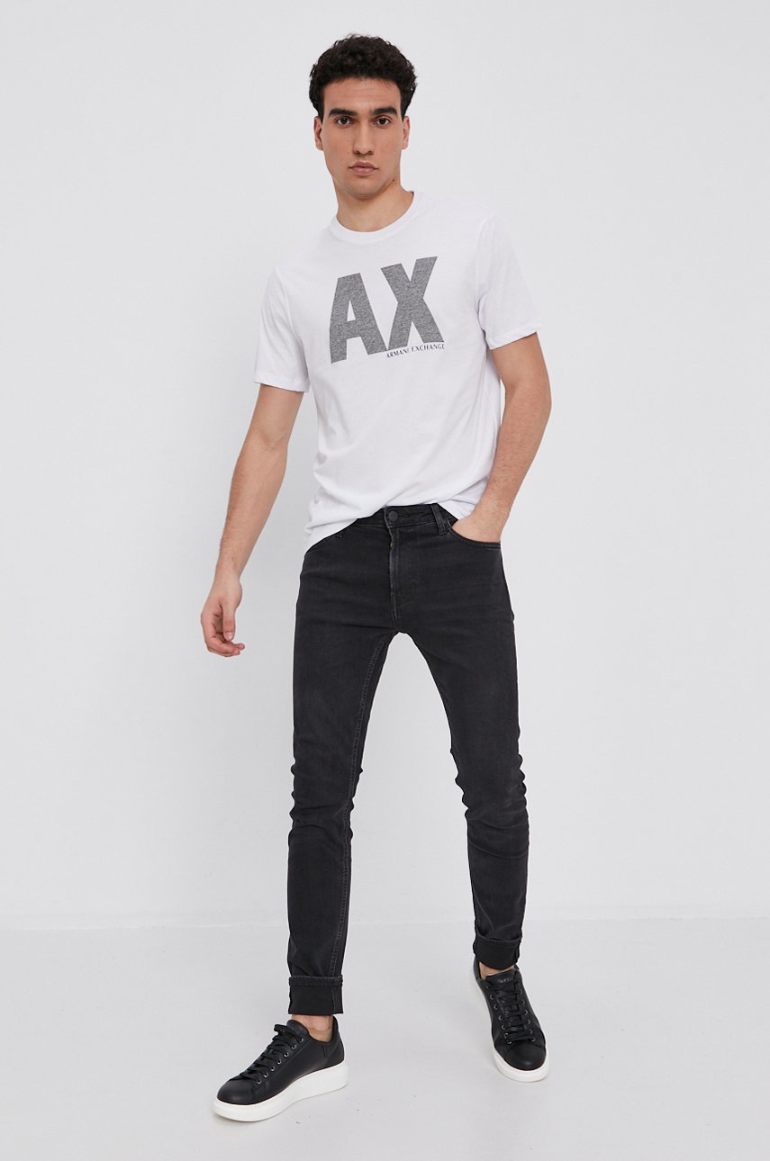 

Футболка Armani Exchange чоловіча колір білий з принтом