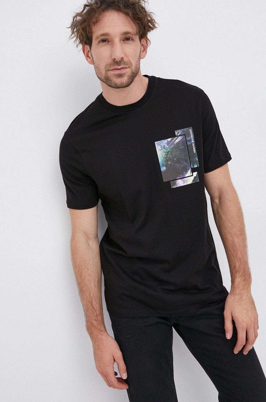 

Хлопковая футболка Armani Exchange цвет чёрный с принтом
