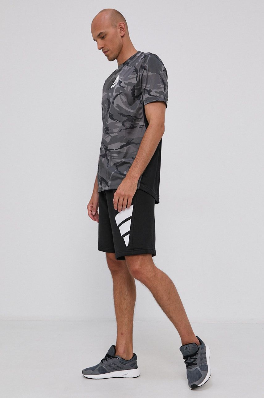 Adidas T-shirt męski kolor szary wzorzysty