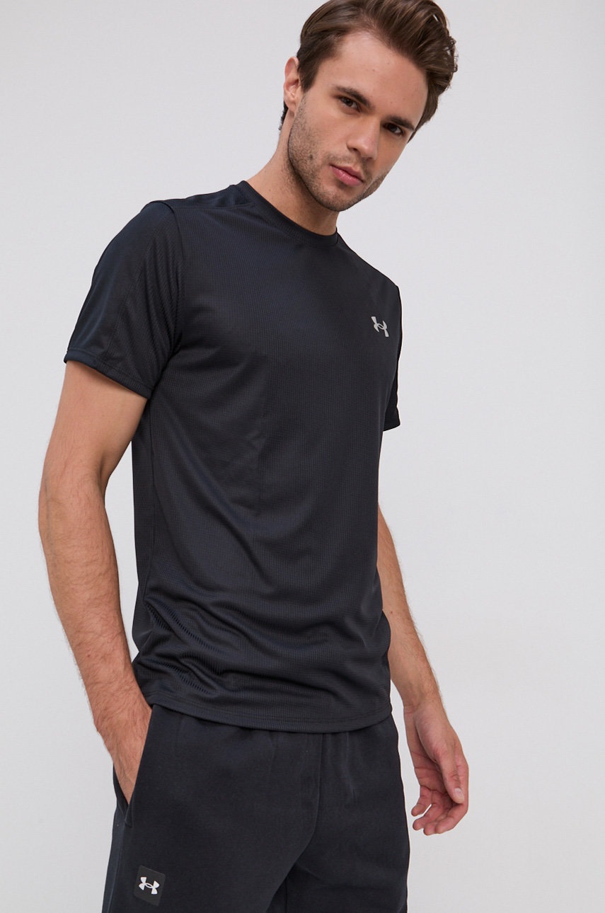 

Тениска Under Armour мъжка в черно с принт, Черен
