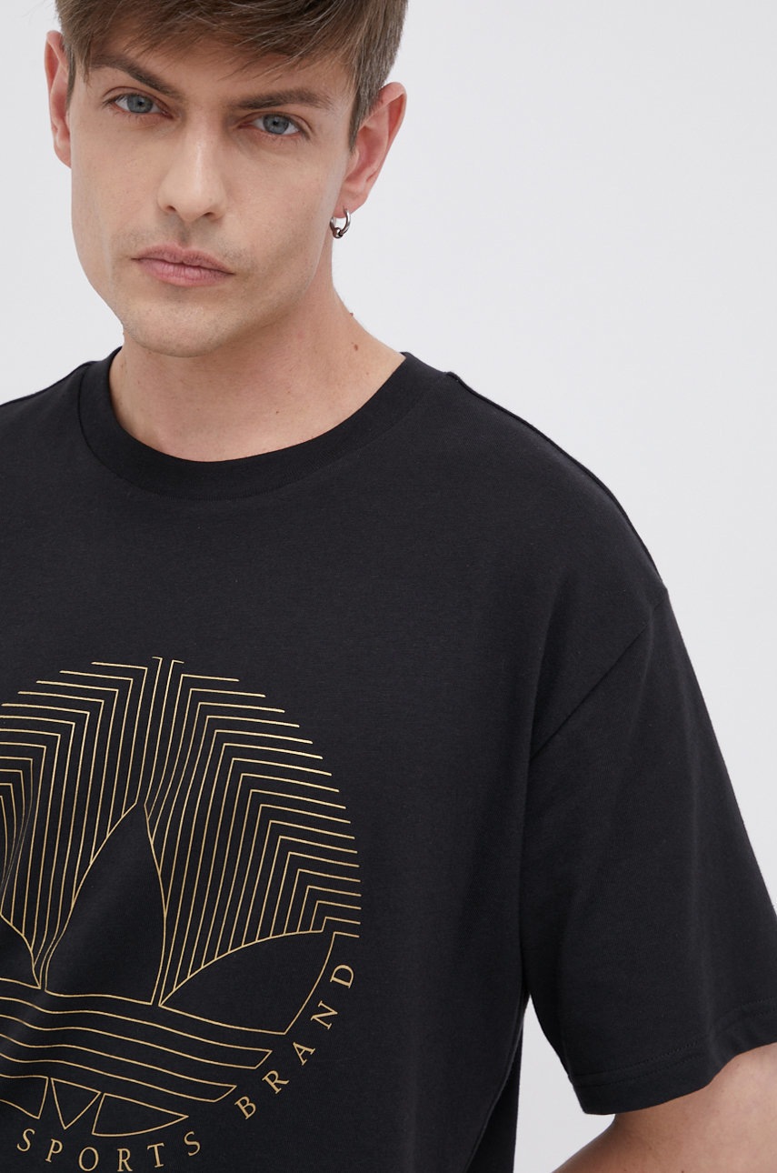 

Памучна тениска adidas Originals H31332 в черно с принт, Черен