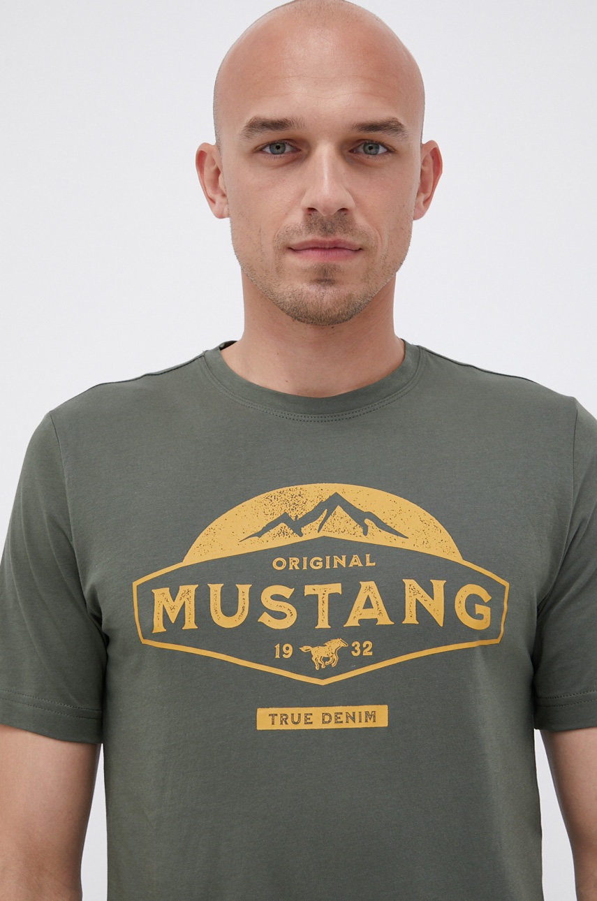 

Памучна тениска Mustang в зелено с принт, Зелен