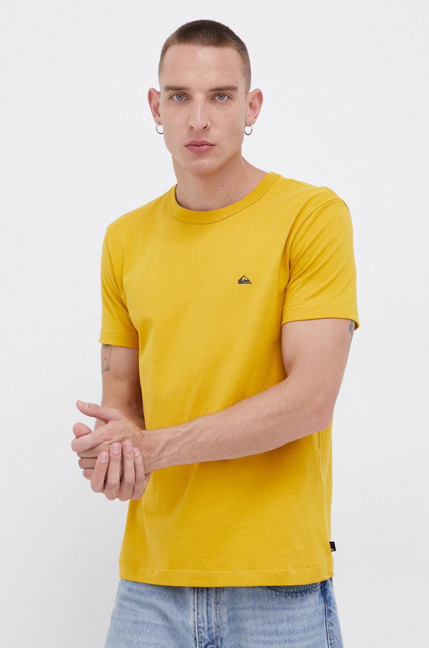 Levně Bavlněné tričko Quiksilver žlutá barva, hladké