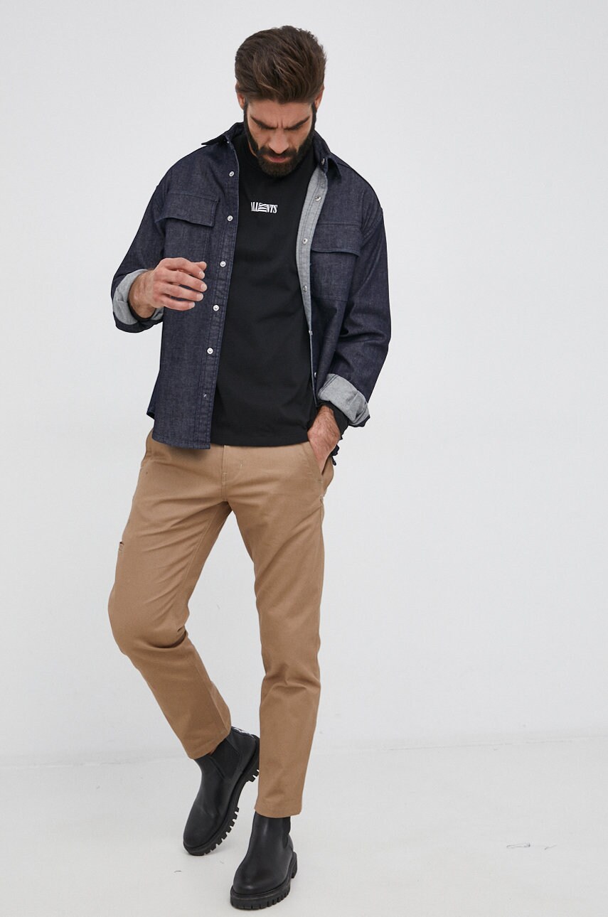 

Бавовняна футболка AllSaints колір чорний гладкий