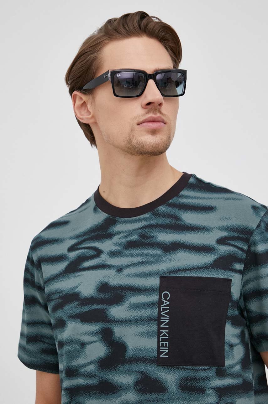 

Памучна тениска Calvin Klein в зелено с десен, Зелен