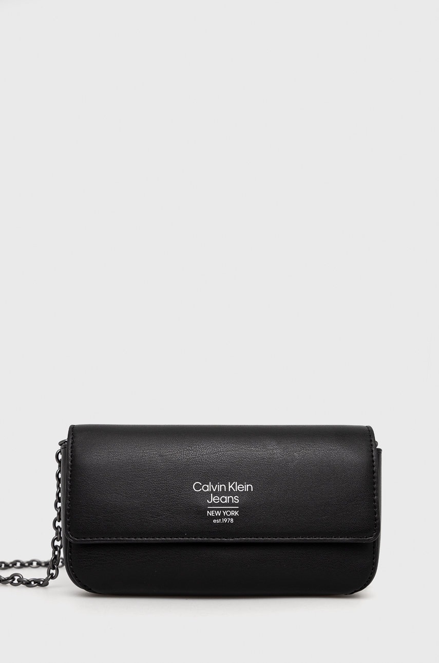 

Клъч Calvin Klein Jeans в черно, Черен