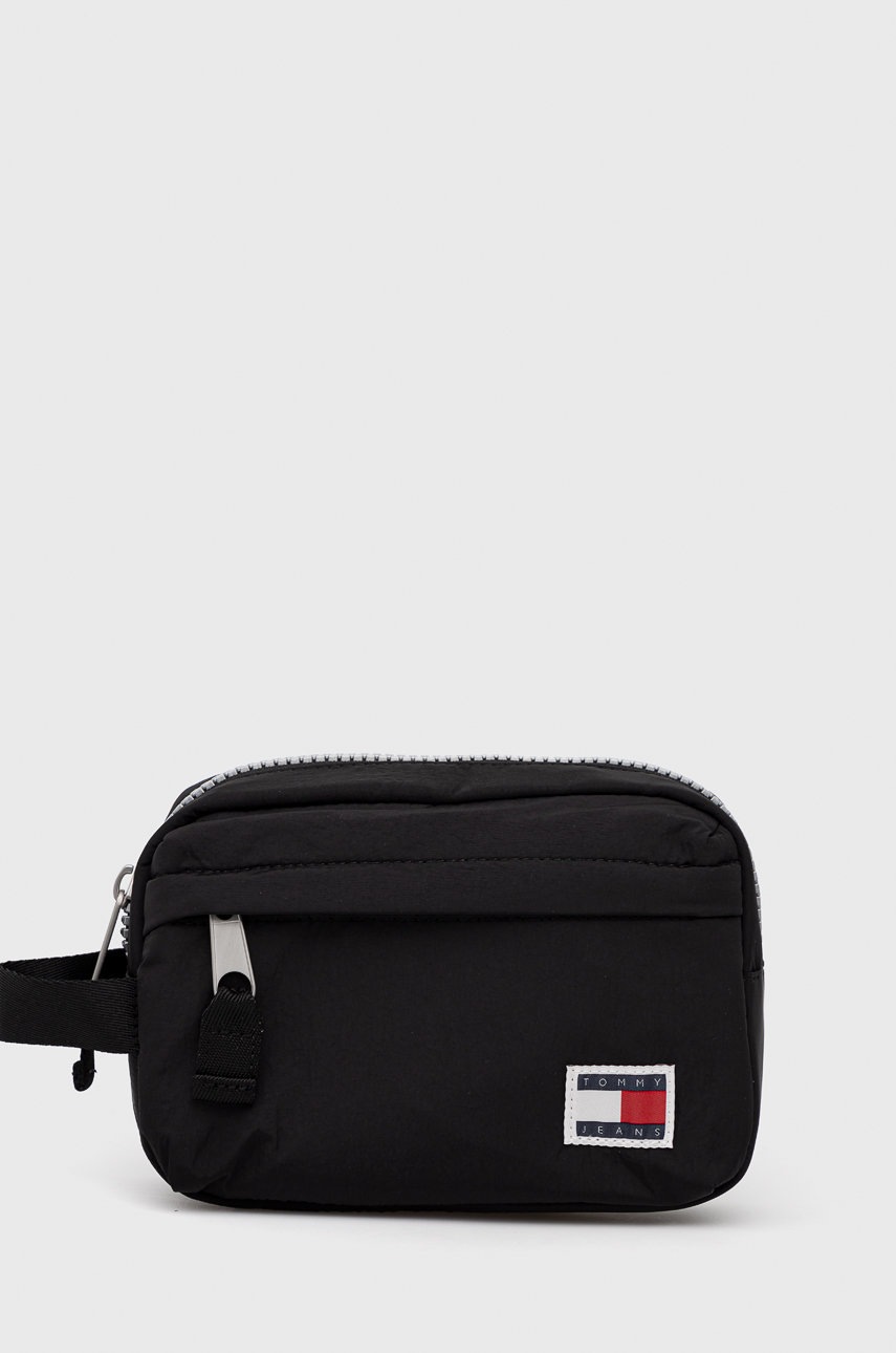 

Козметична чанта Tommy Jeans в черно, Черен
