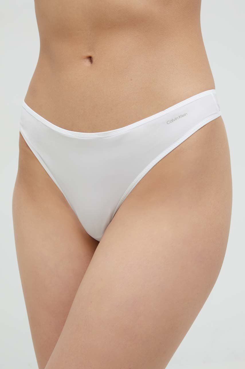 Tanga Calvin Klein Underwear bílá barva - bílá -  72 % Nylon