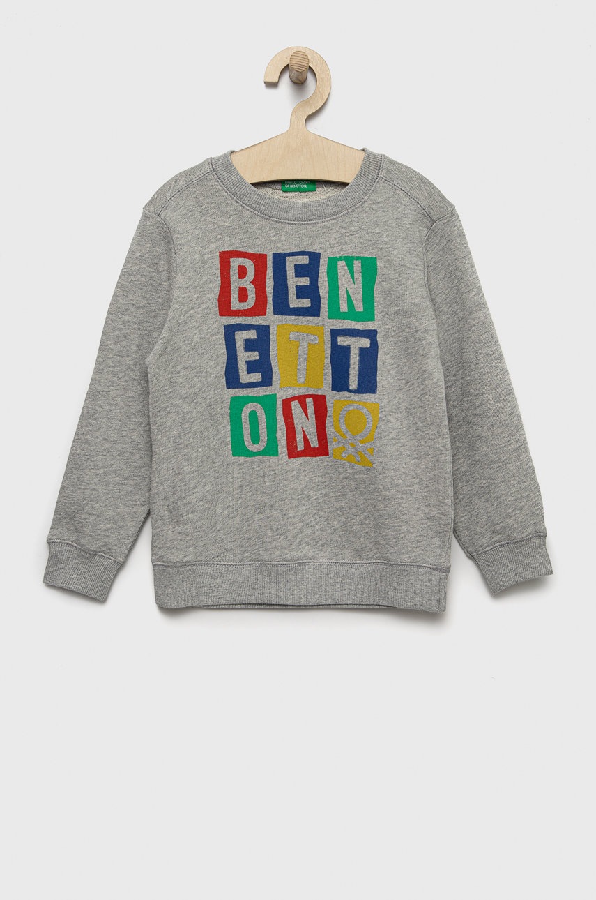 

Детски памучен суичър United Colors of Benetton в сиво с принт, Сив
