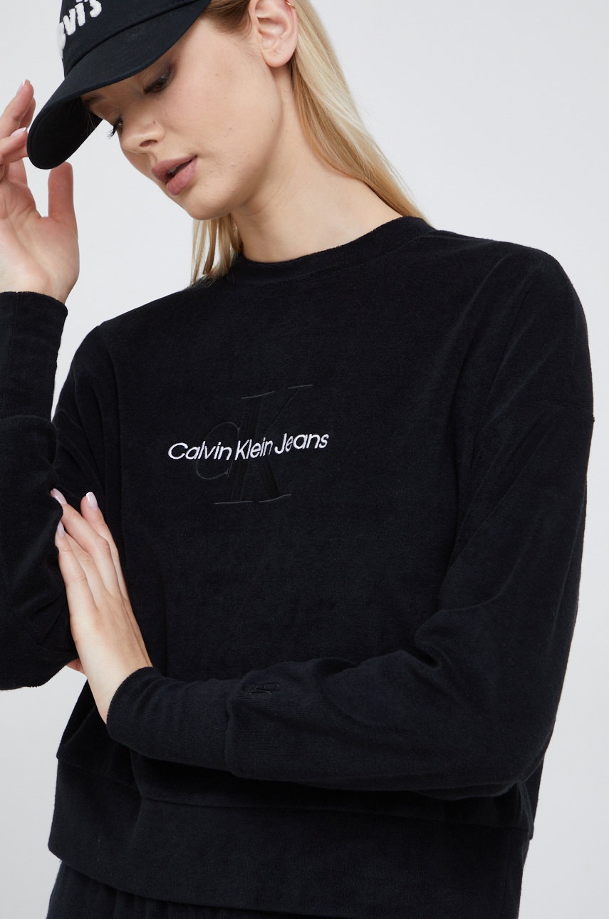 

Суичър Calvin Klein Jeans в черно с апликация, Черен