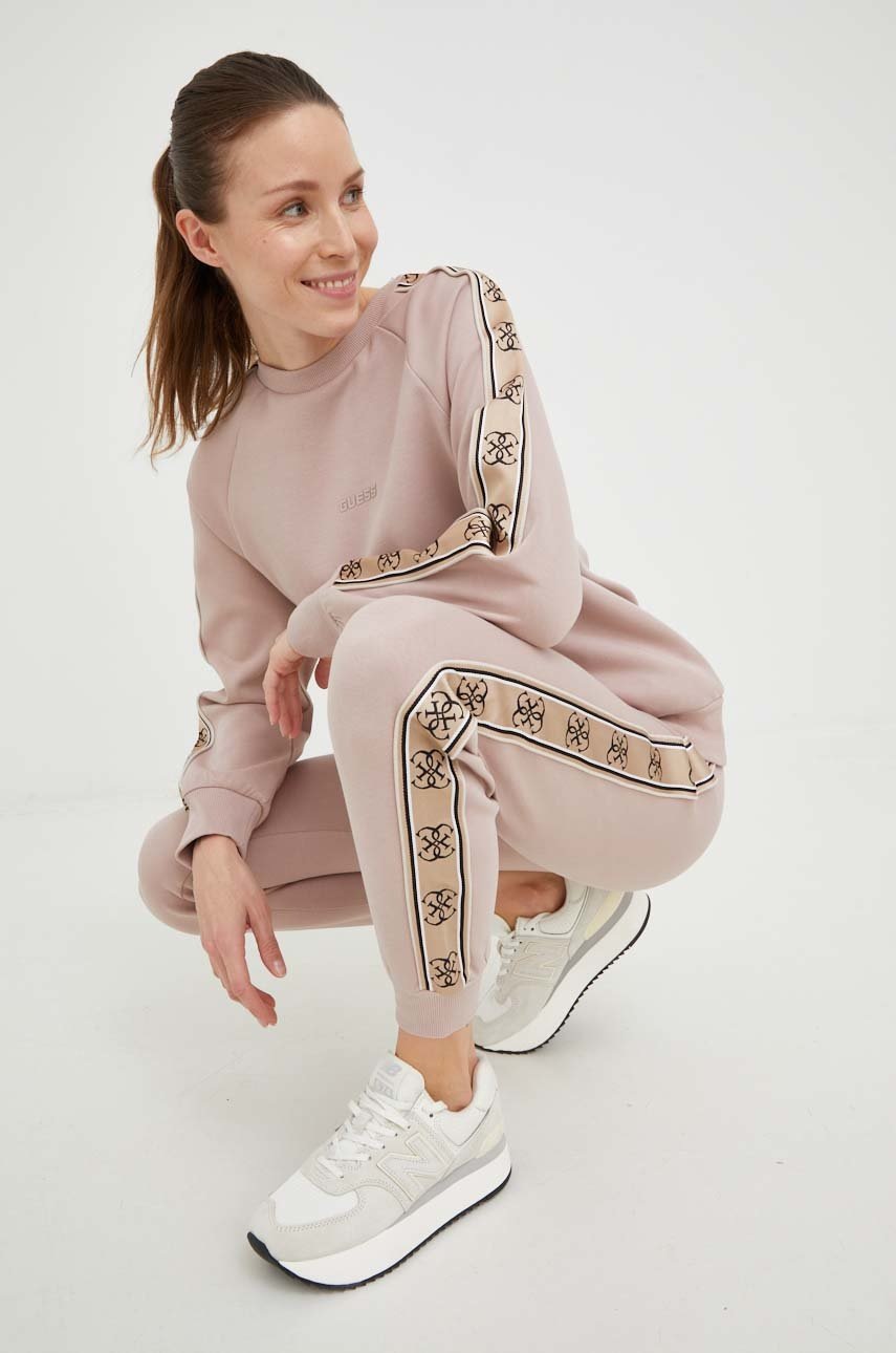 

Суичър Guess в розово с апликация, Розов