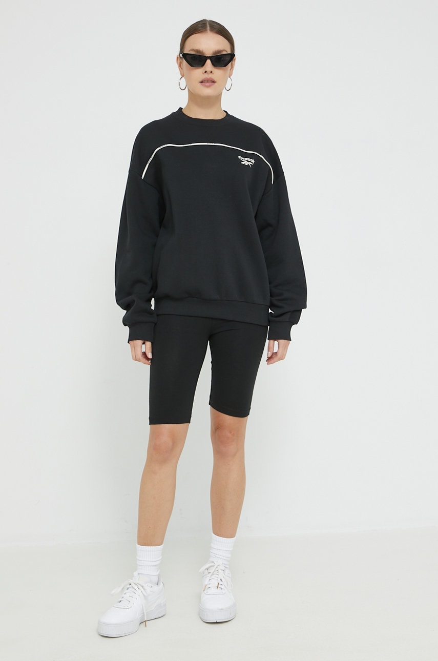 

Кофта Reebok женская цвет чёрный с принтом