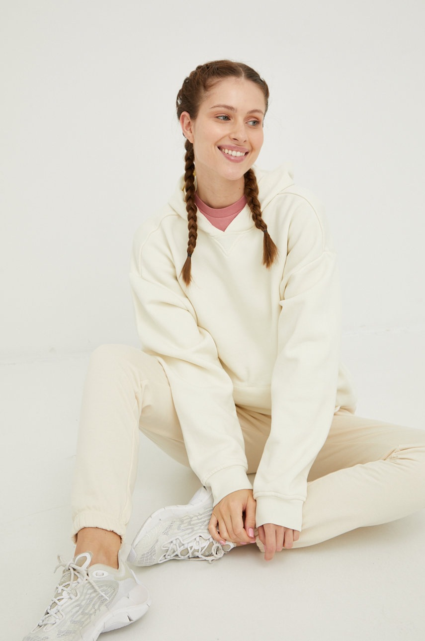 

Кофта Reebok Classic женская цвет бежевый однотонная