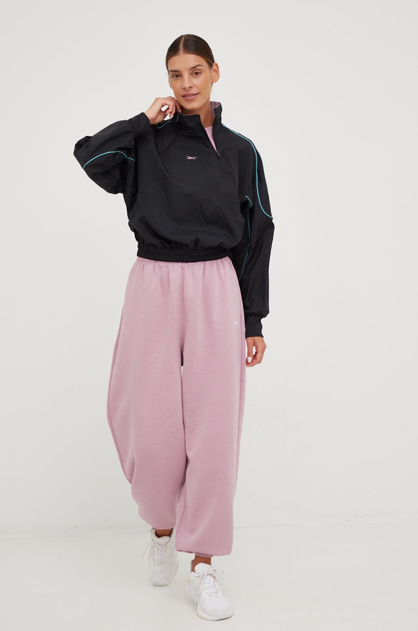 

Куртка Reebok Classic жіноча колір чорний перехідна oversize