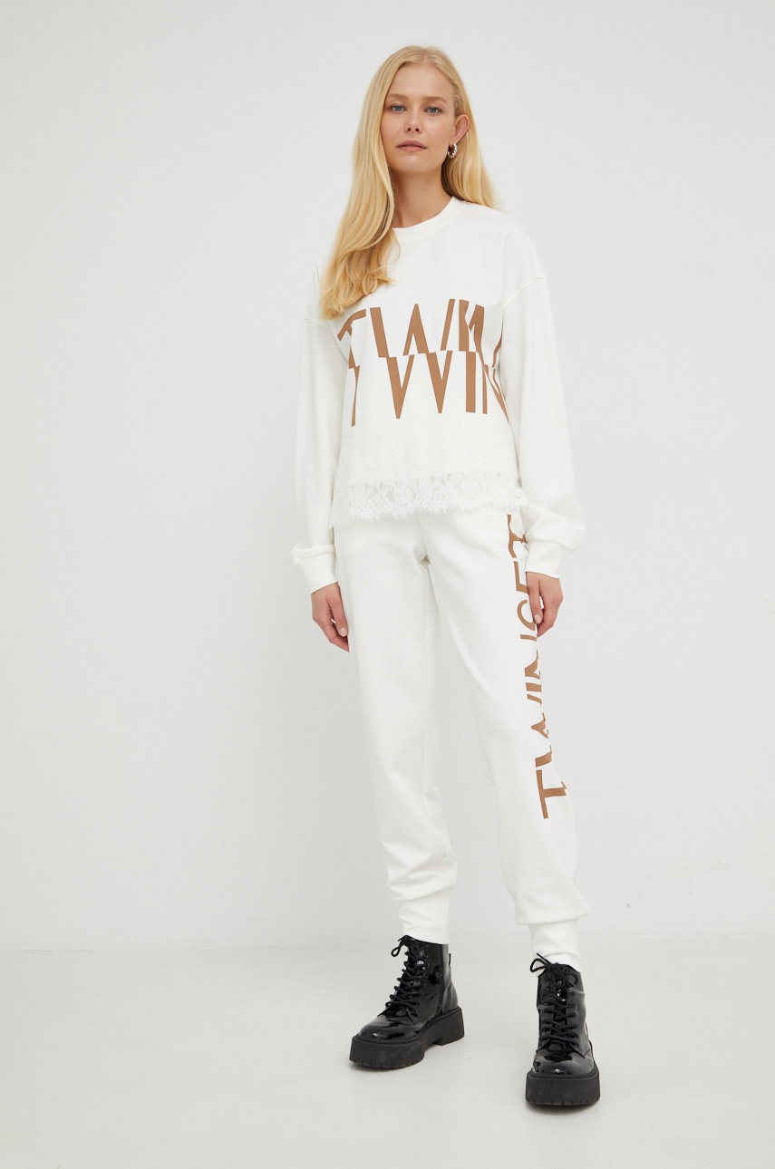 

Кофта Twinset женская цвет бежевый с аппликацией