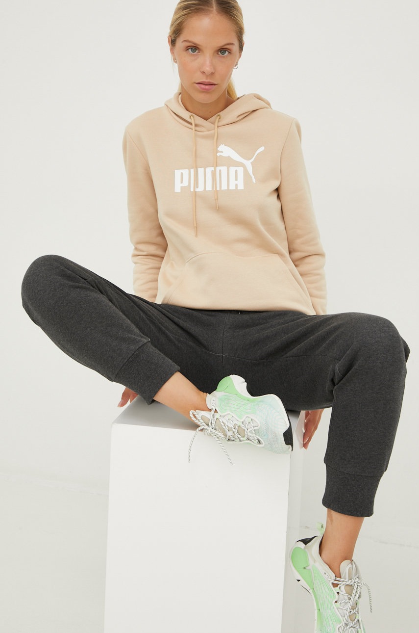 

Суичър Puma в бежово с принт, Бежов