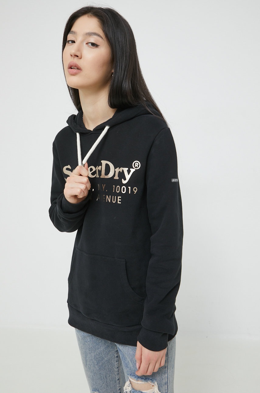 

Суичър Superdry в черно с принт, Черен