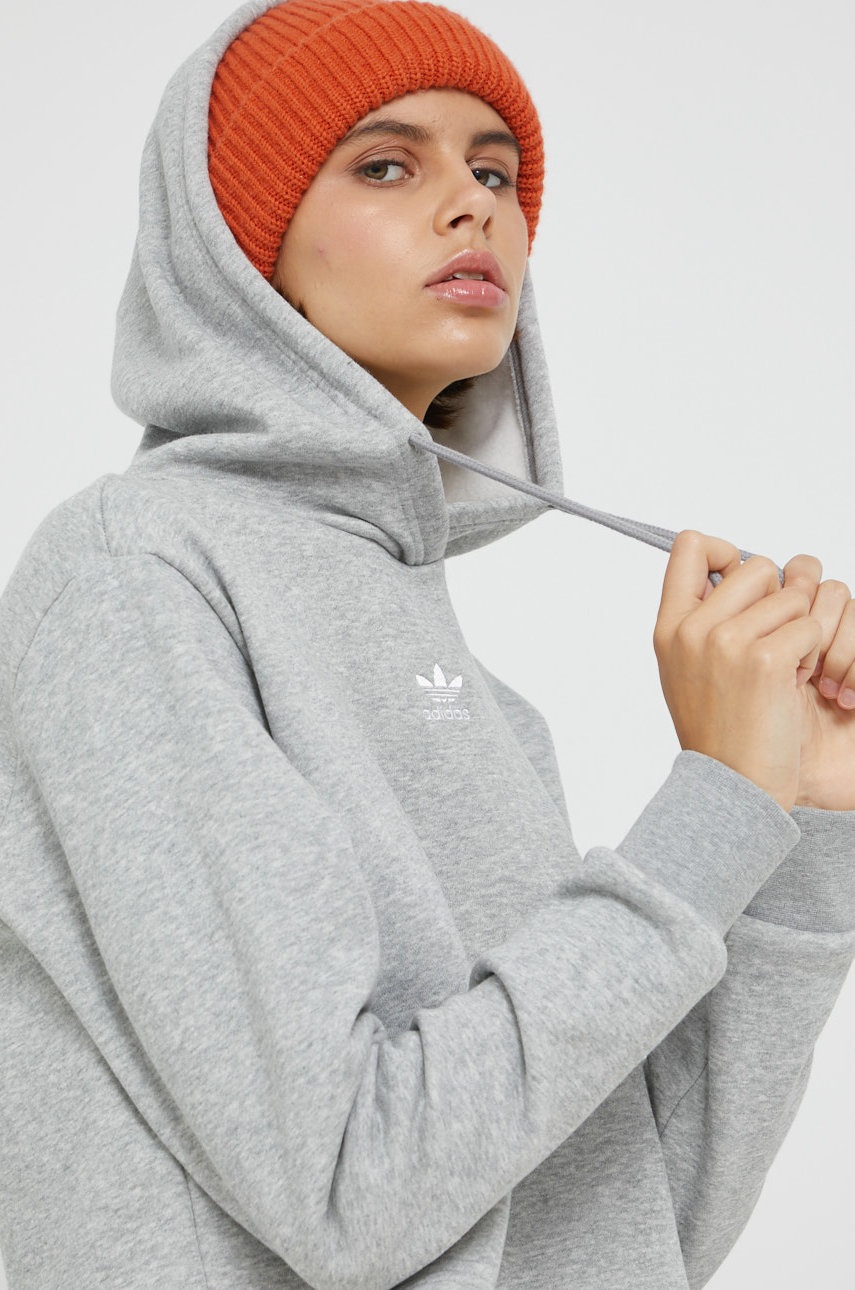 

Суичър adidas Originals в сиво с апликация, Сив