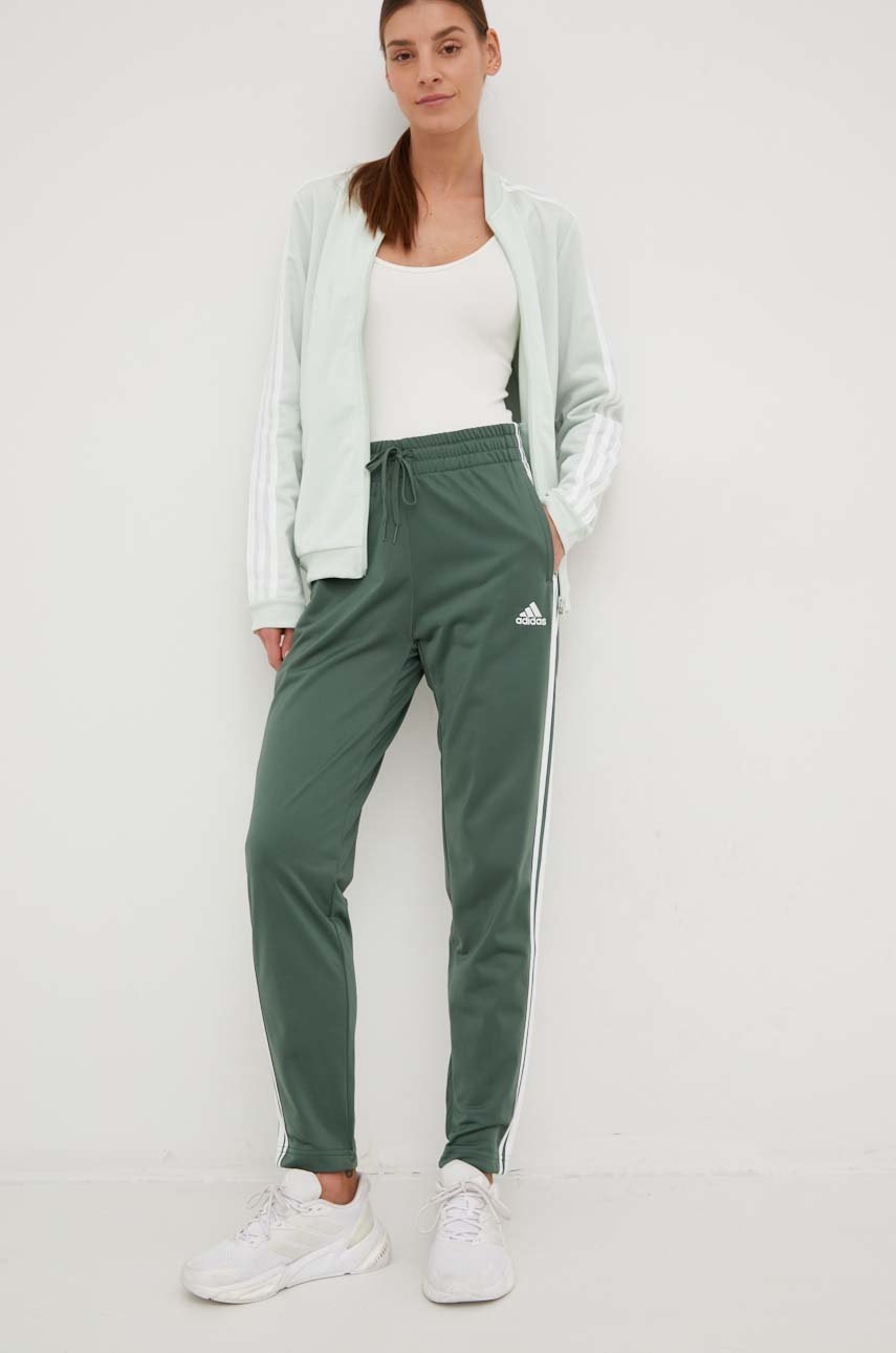 

Спортивный костюм adidas женский цвет зелёный