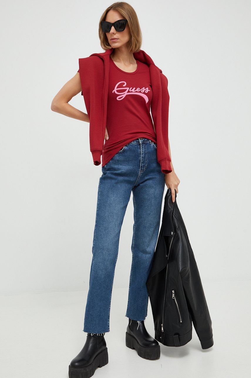 

Кофта Guess женская цвет бордовый с аппликацией