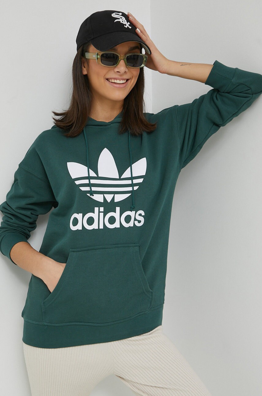 

Памучен суичър adidas Originals в зелено с качулка с принт, Зелен