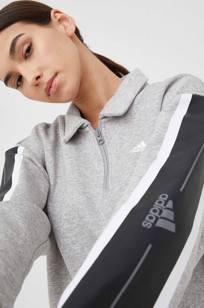 

Кофта adidas женская цвет серый с принтом