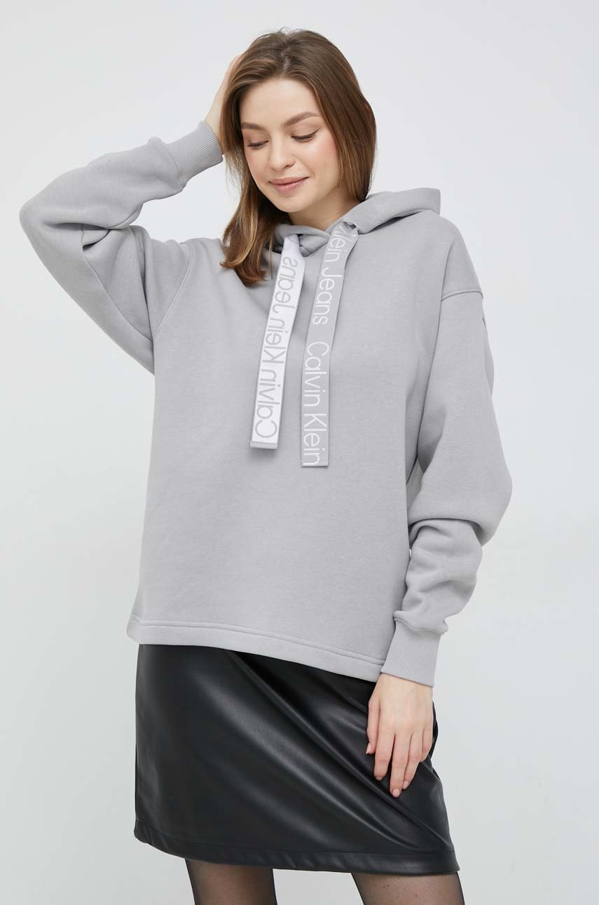 

Суичър Calvin Klein Jeans в сиво с качулка с изчистен дизайн, Сив