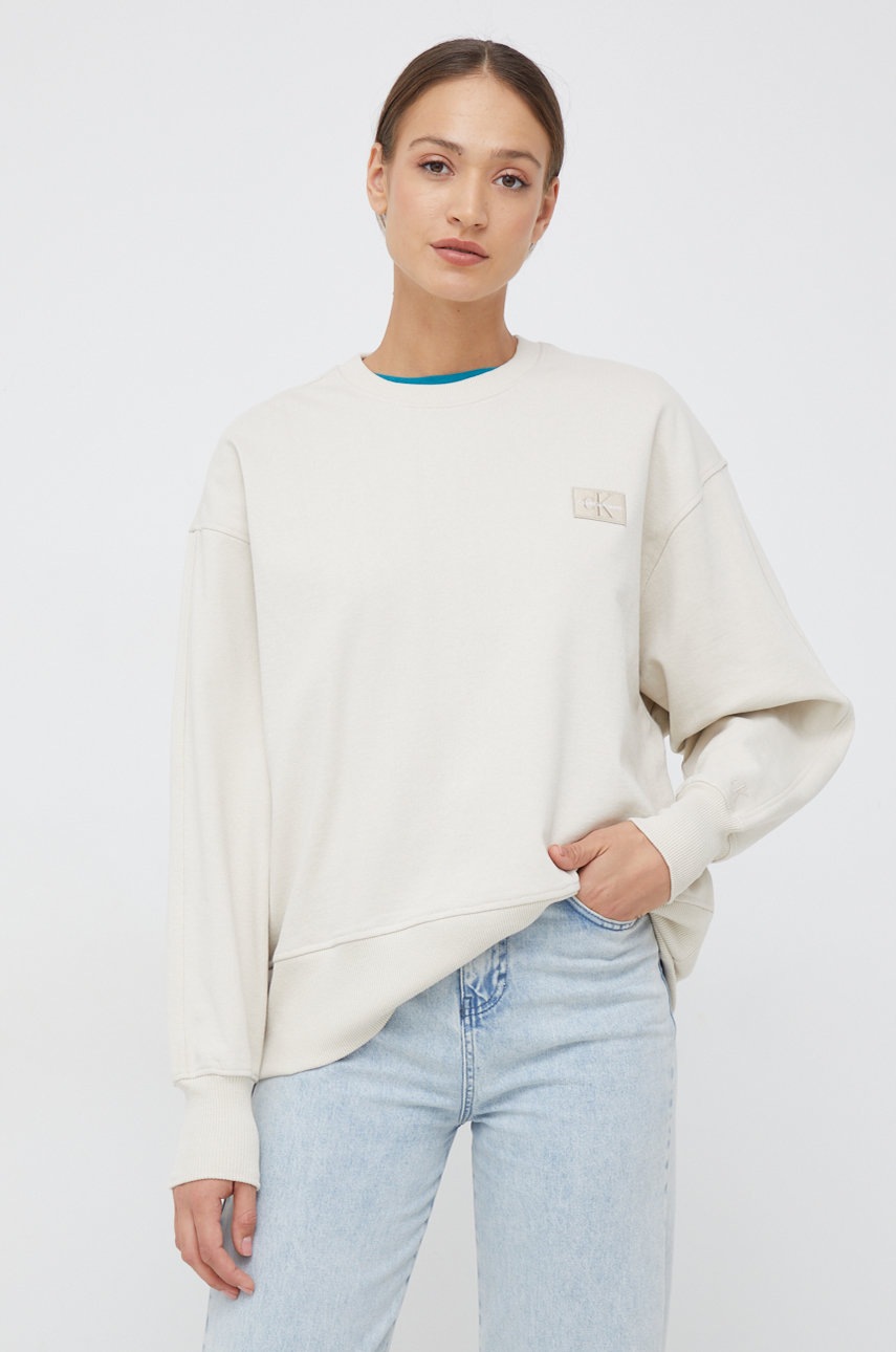 

Памучен суичър Calvin Klein Jeans в бежово с изчистен дизайн, Бежов