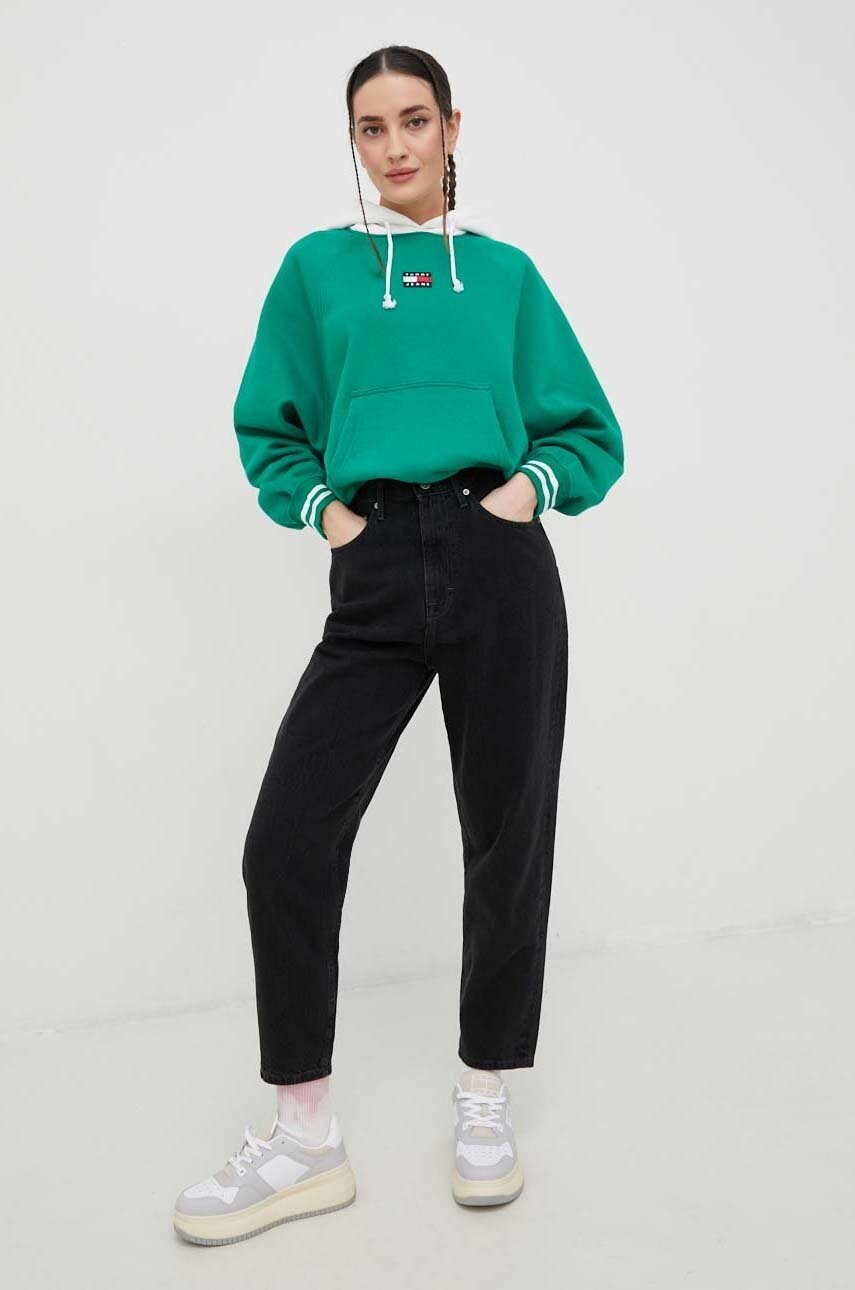 

Кофта Tommy Jeans женская цвет зелёный с капюшоном с принтом