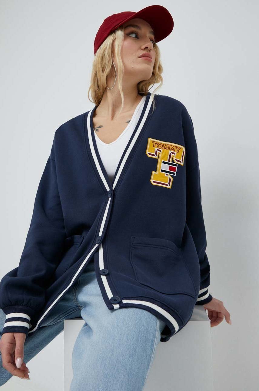 

Суичър Tommy Jeans в тъмносиньо с апликация, Тъмносин