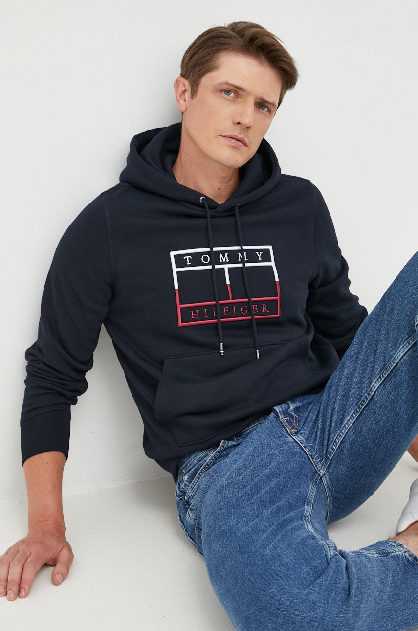 

Суичър Tommy Hilfiger в тъмносиньо с апликация, Тъмносин