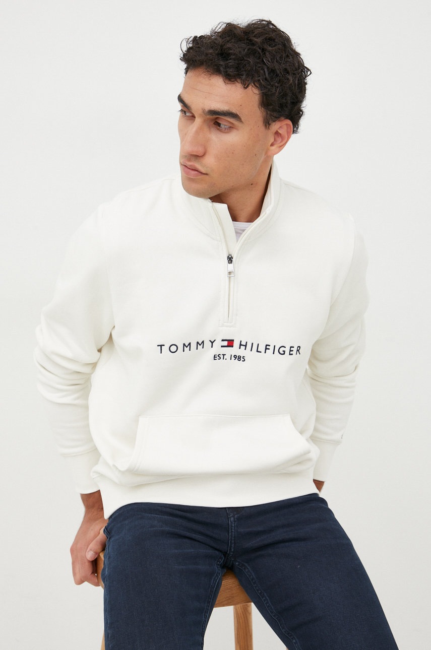 

Суичър Tommy Hilfiger в бяло с апликация, Бежов