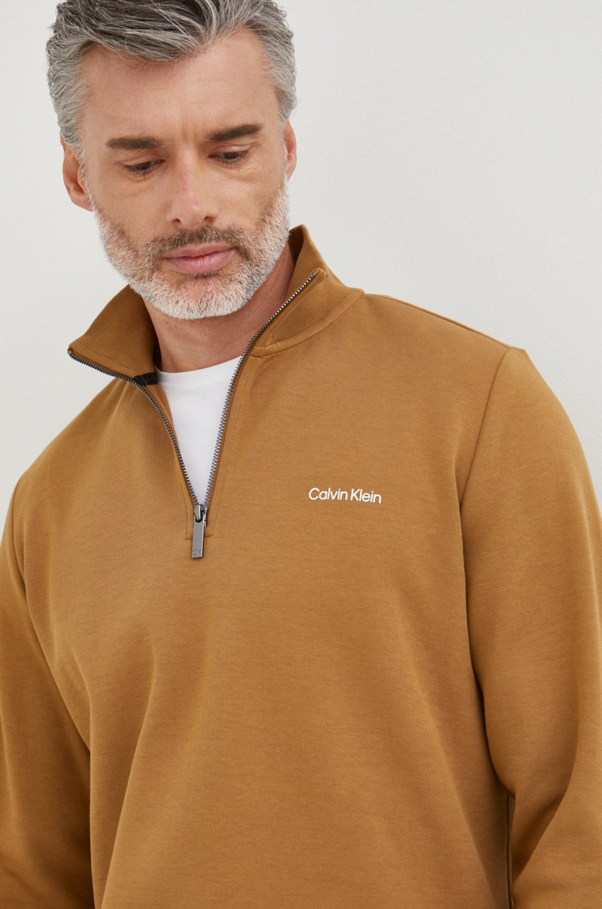 

Суичър Calvin Klein в кафяво с изчистен дизайн, Кафяв