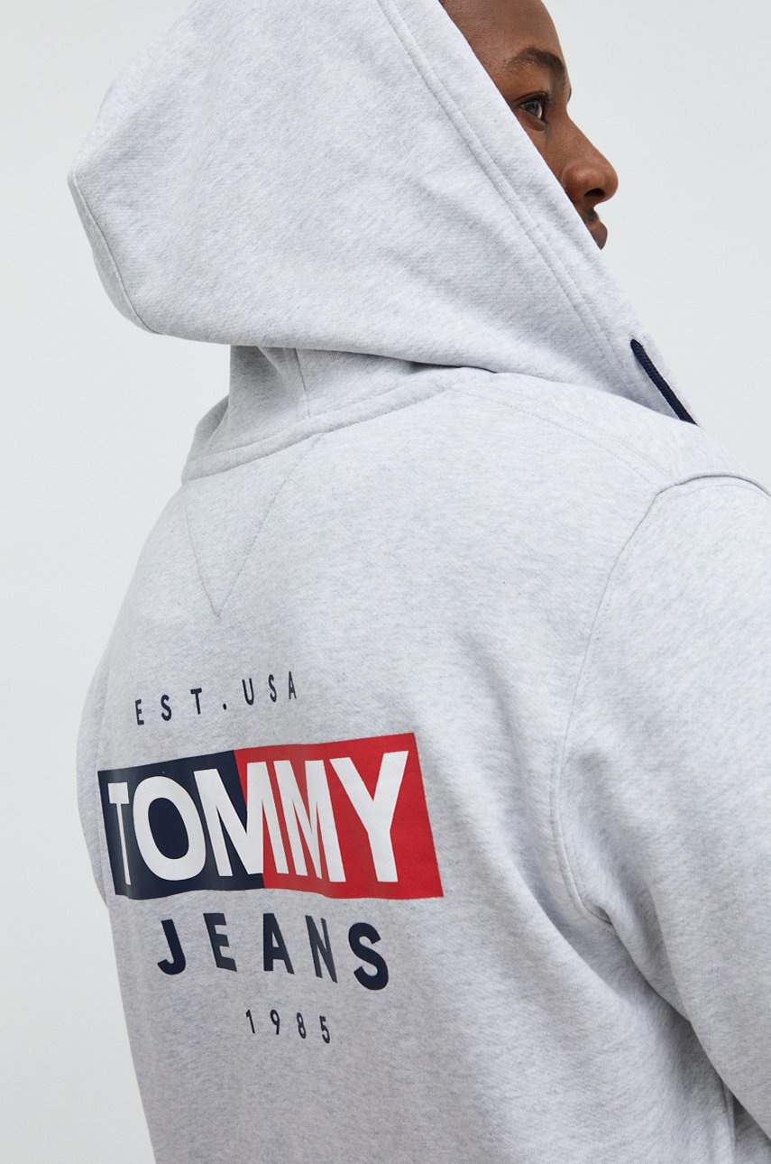 

Памучен суичър Tommy Jeans в сиво с принт, Сив