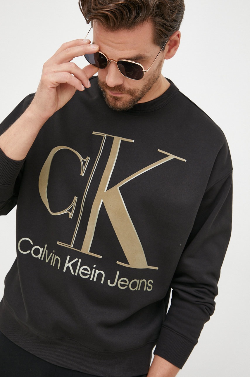 

Суичър Calvin Klein Jeans в черно с принт, Черен