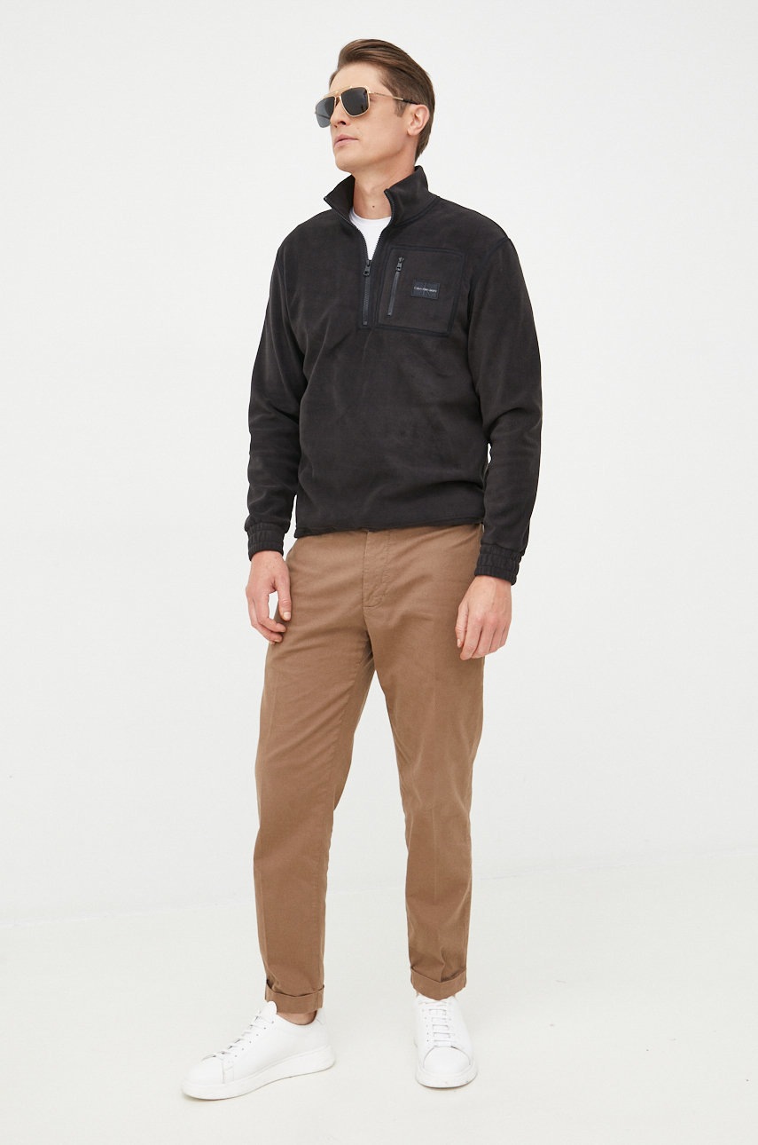 

Суичър Calvin Klein Jeans в черно с изчистен дизайн, Черен