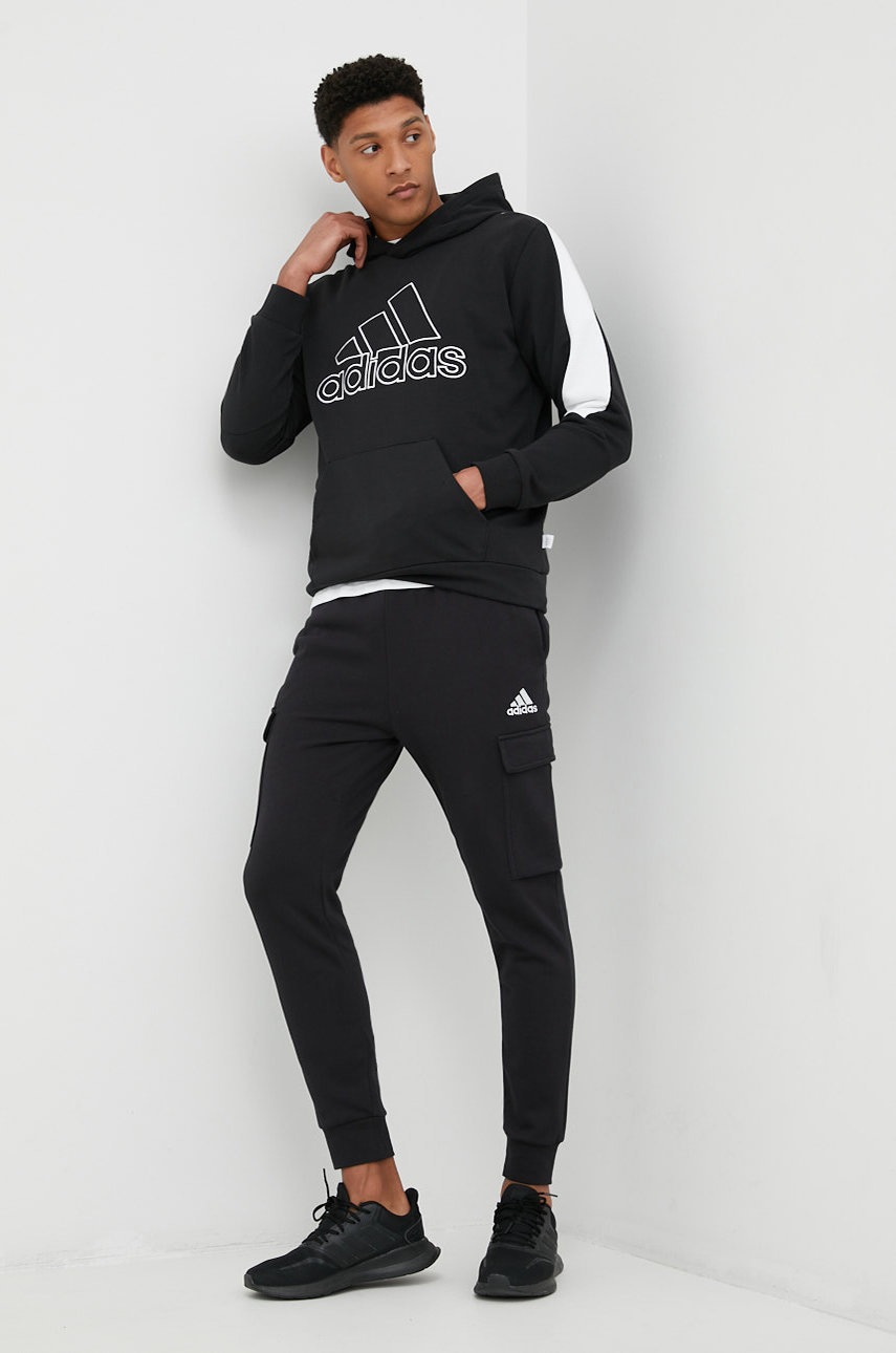 

Кофта adidas Performance чоловіча колір чорний з аплікацією