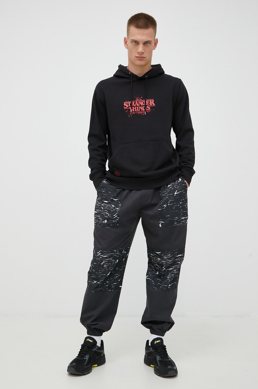 

Кофта Quiksilver X Stranger Things чоловіча колір чорний з принтом
