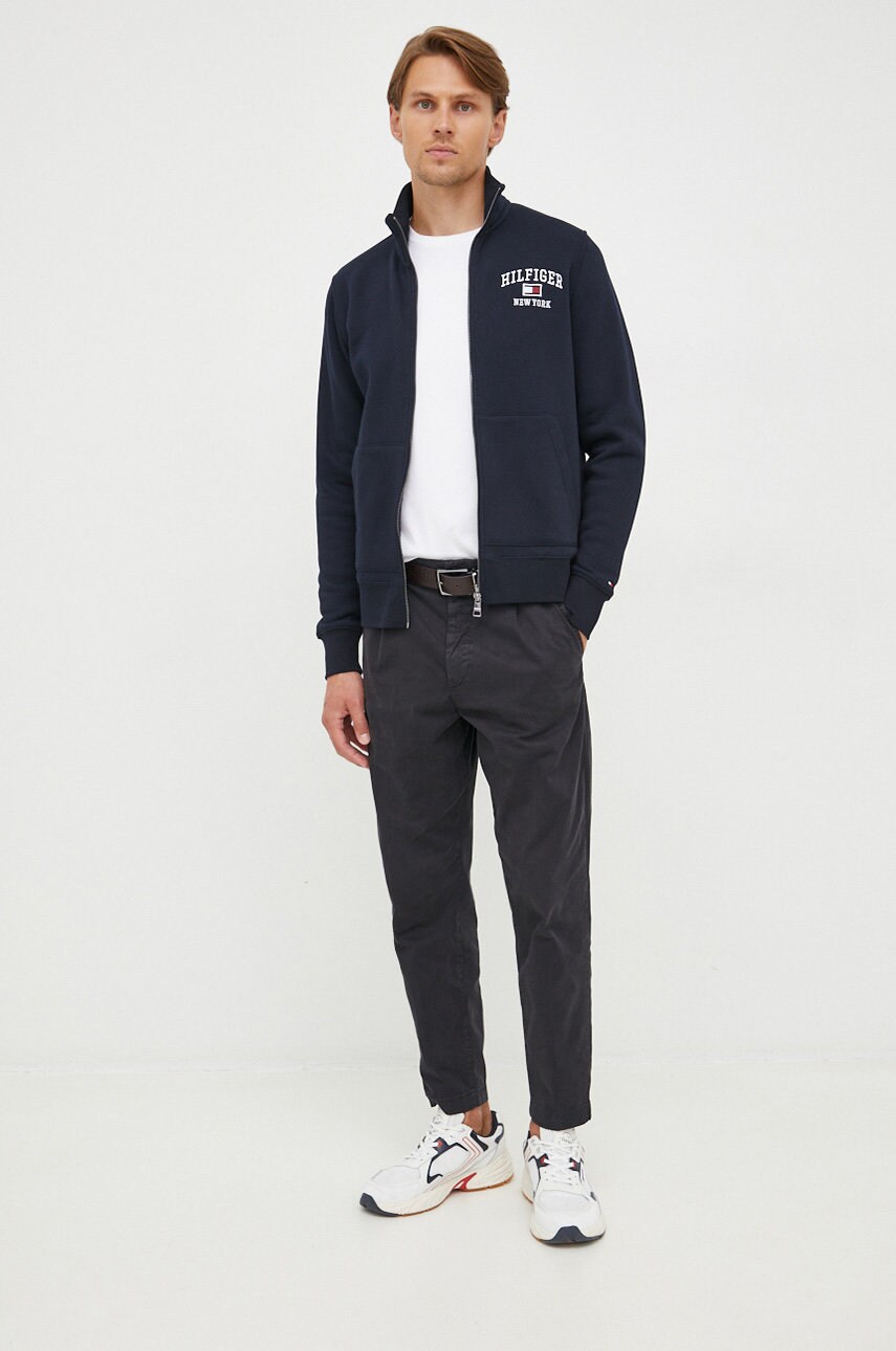 

Кофта Tommy Hilfiger мужская с аппликацией